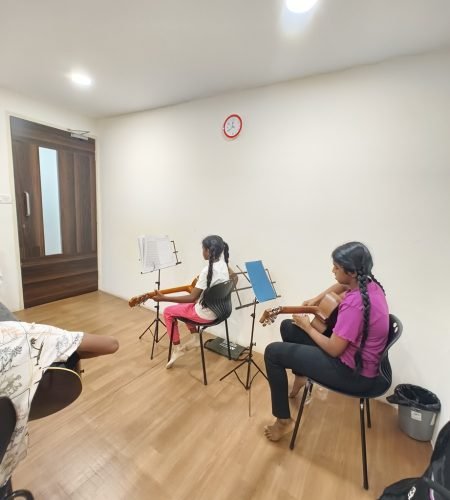 Guitar classroom aspire music kknagar chennai.