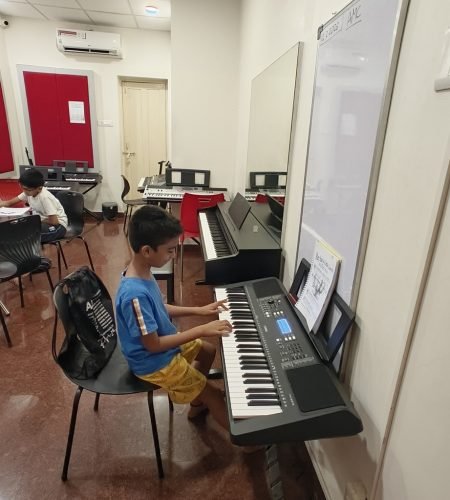 keyboard student aspire music kk nagar chennai